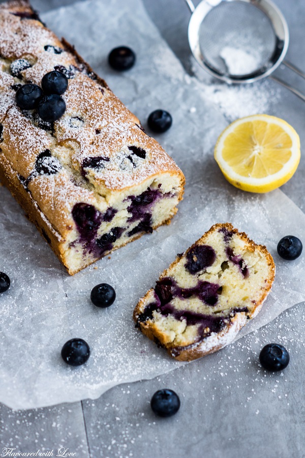 Zitroniger Blaubeer-Mascarpone-Kuchen – Flavoured with Love